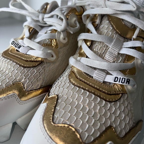 Dior D-Connect Sneakers - Picture 9 of 12